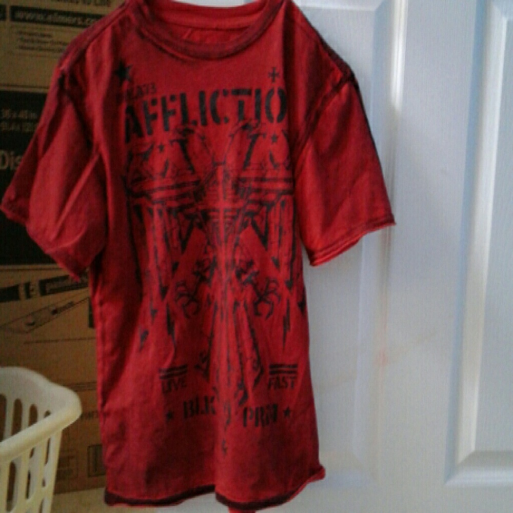 Affliction t-shirt